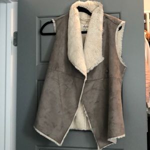 Dylan true grit vest